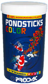 PONDSTICKS COLOR, &egrave; un nuovo mangime di Prodac International in stick per pesci di media e grossa taglia che vivono in laghetti ornamentali 